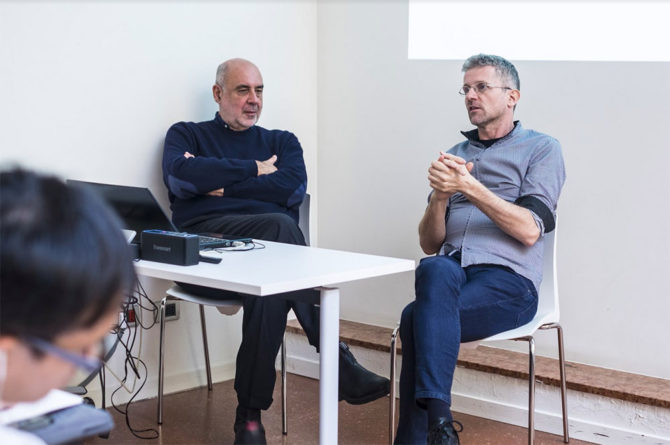 Pippo Ciorra and Carlo Ratti during their lecture at YACademy, Bologna; credits YAC srl
